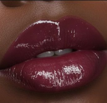 Lia – Nude Juicy Gloss